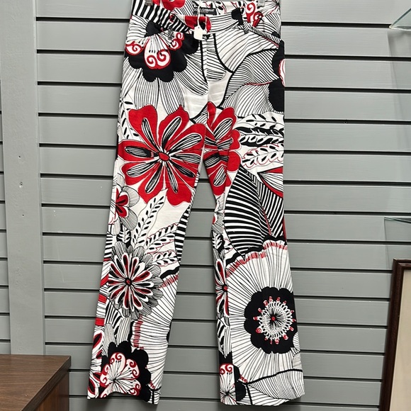 Dolce & Gabbana Pants - Dolce & Gabbana Red and Black Floral Wide Leg Pants